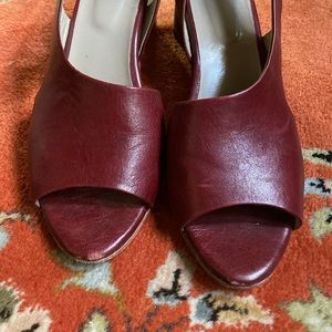 Behavior LA leather low heels